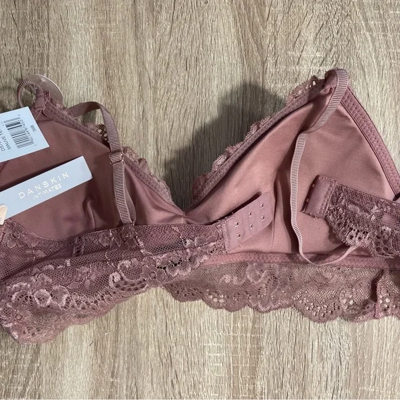 DANSKIN/NWT Bralette Sz large (36B) - Picture 2 of 4